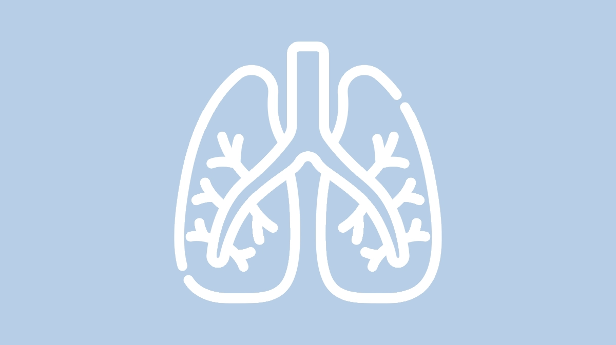 ikona pulmonologii- biały zarys płuc na jasnoniebieskim tle